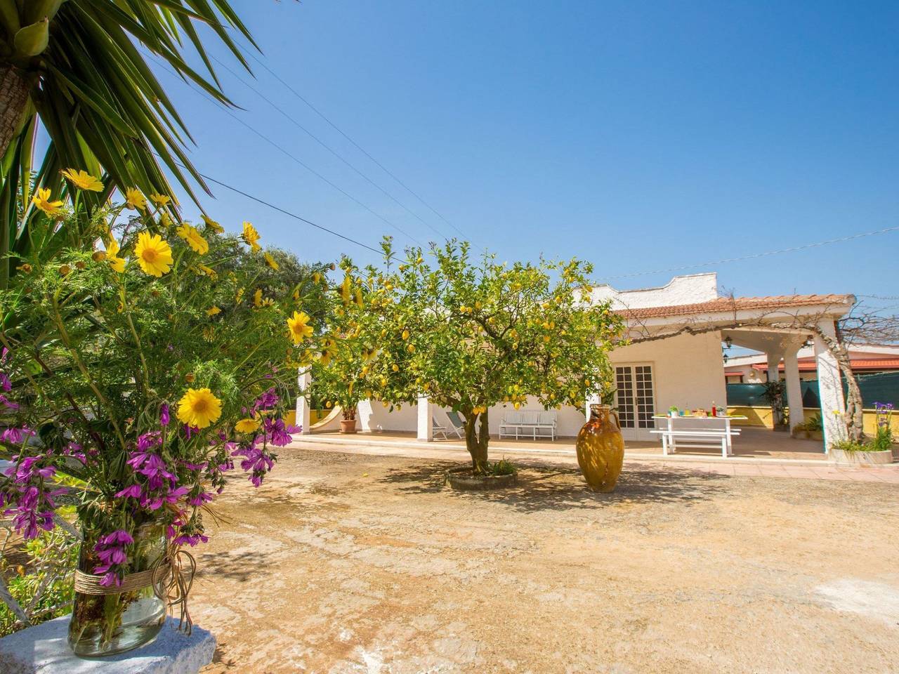 Villa Mediterranea in San Vito dei Normanni, Salento