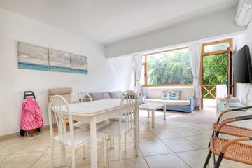 Holiday Home for 4 People in Playa Grande (Canary Islands), Tías, Photo 1