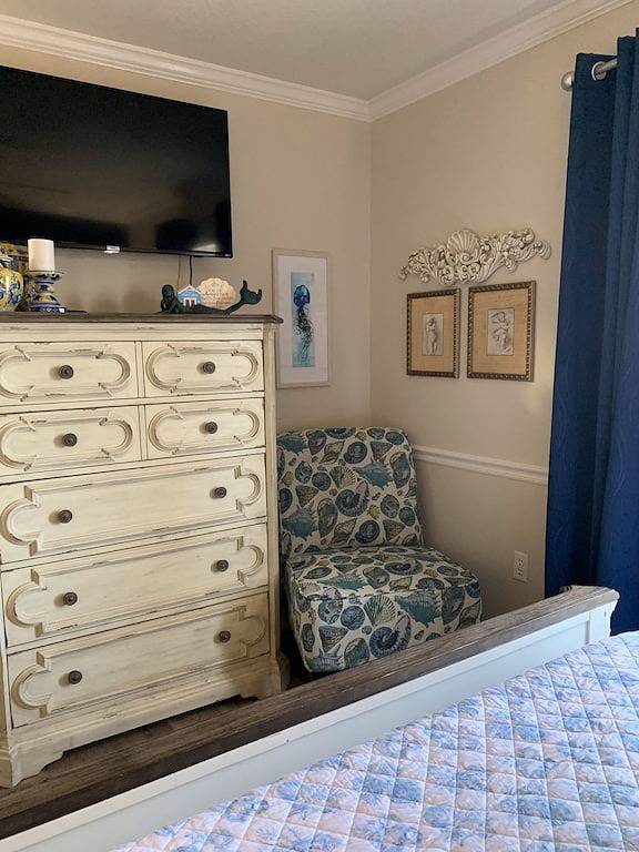 Ganze Wohnung, Gelassenheit, Sonnenschein und zuckerweißer Sand erwarten Sie / Pool / Whirlpool / kostenloses Wifi, Parkplatz in Johnsons Beach, Perdido Key