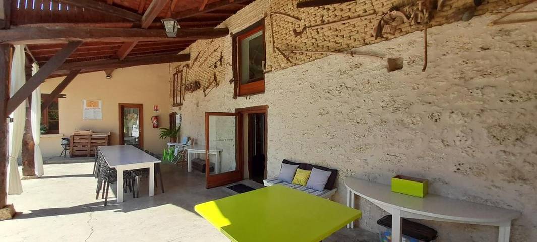 Location de vacances pour 15 personnes, avec jardin et piscine à Maubec (Tarn-et-Garonne) - 3