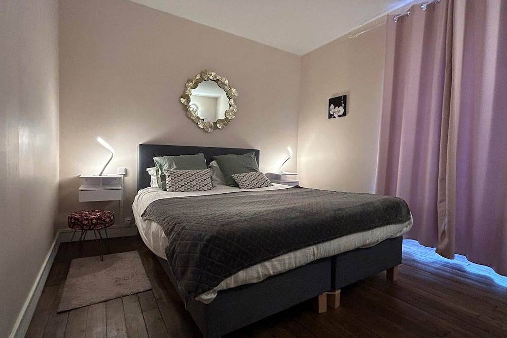 Apartamento entero, Les Monédières au Coeur du Village de Marcillac in Marcillac-la-Croisille, Región de Tulle