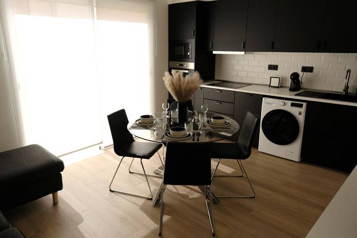 Apartamento de vacaciones para 5 personas, con vistas y balcón - 1