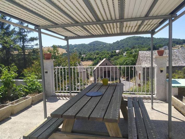 Location de vacances pour 2 personnes, avec terrasse à Antrenas - 2