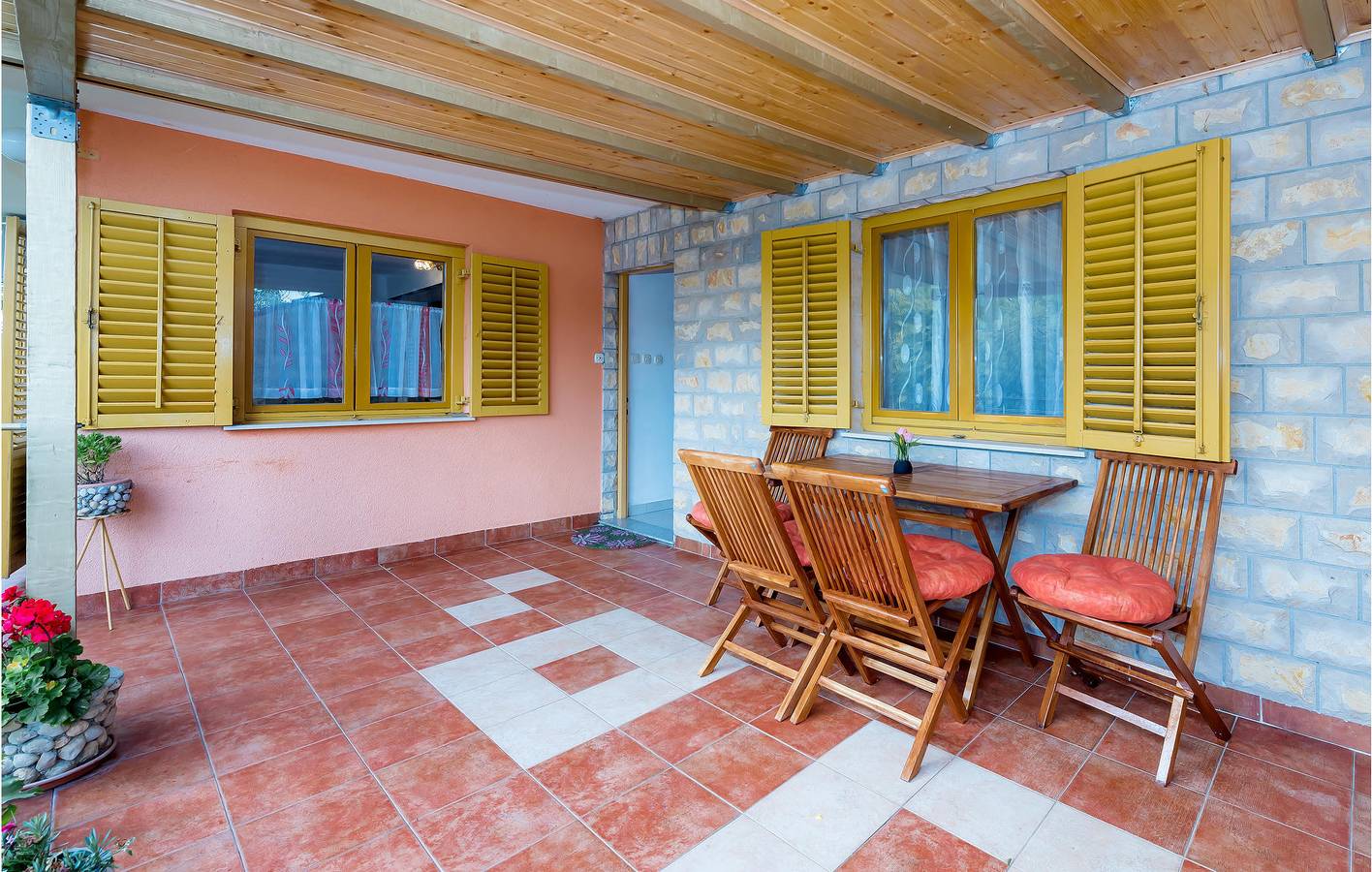Ganze Ferienwohnung, Ferienwohnung für 6 Personen mit Terrasse in Skradin, Šibenik-Knin