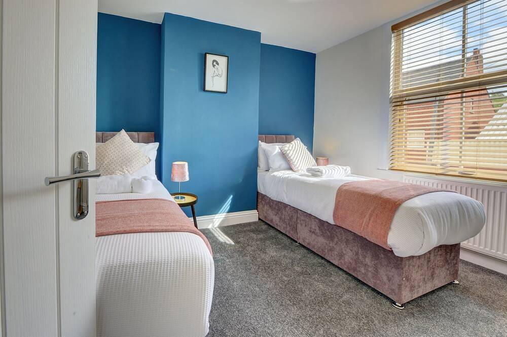 Cosy 2 bedroom detached house in Leicester, Heart of England