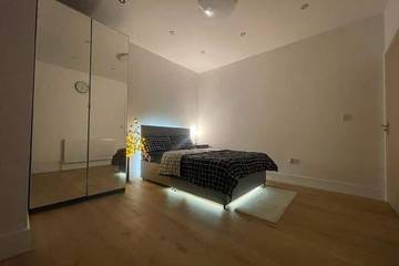 Bed And Breakfast for 2 People in Newham, London, Photo 1