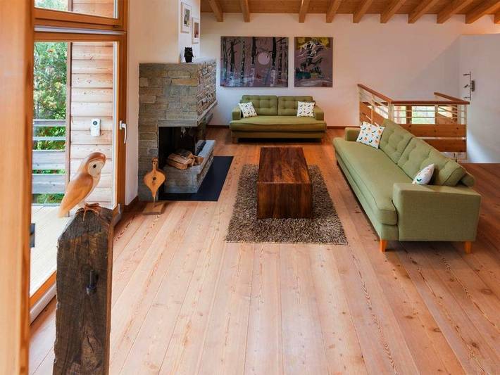 Chalet für 13 Personen, mit Balkon und Terrasse sowie Garten und Ausblick in Saas-Fee