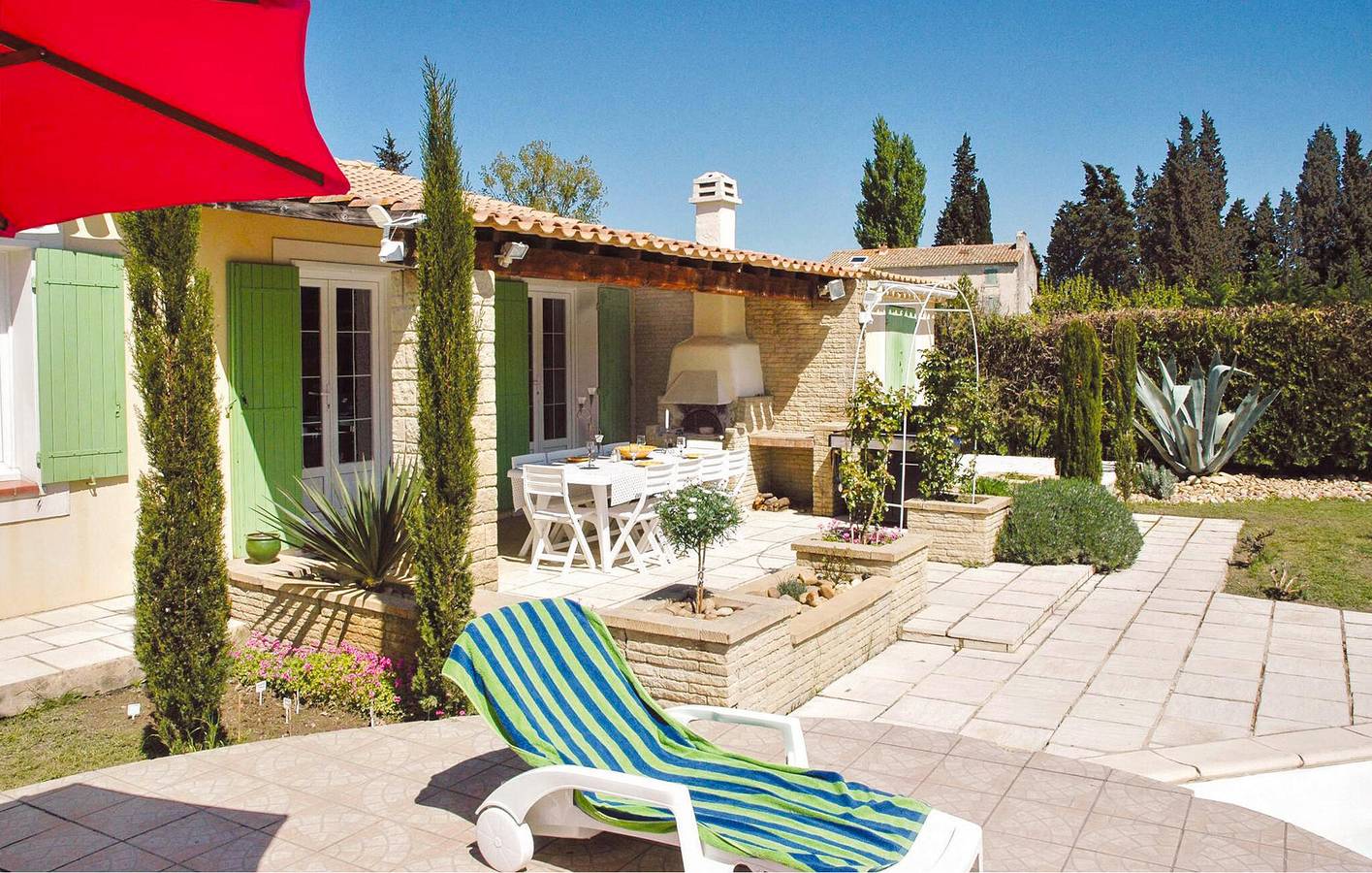 Acogedor apartamento con piscina, WiFi y aparcamiento, cerca de Boulbon in Boulbon, Region de Arles
