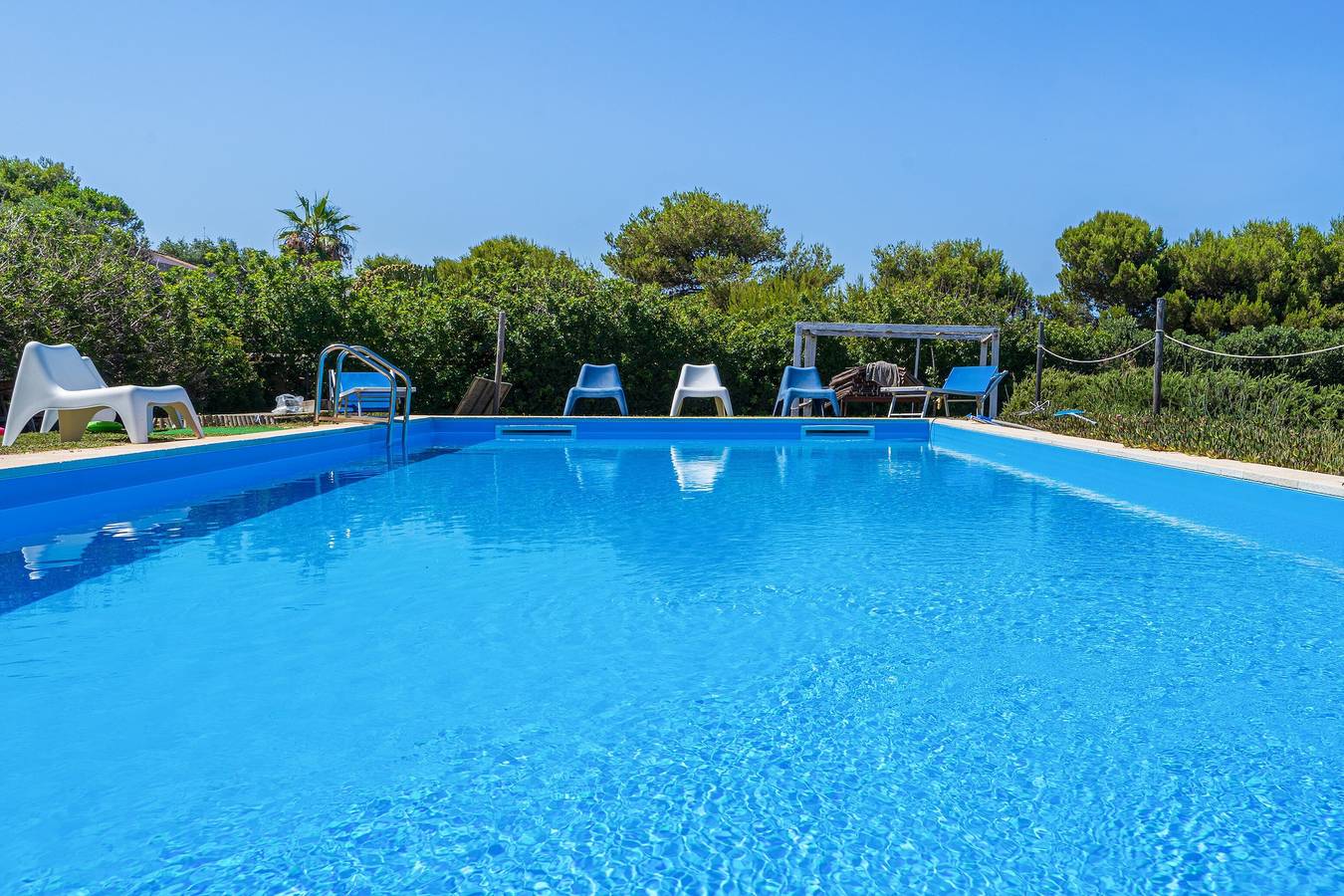Villa 'Melus Maris' avec vue sur la mer, piscine, jardin, terrasse et Wi-Fi. in Syracuse, Province de Syracuse