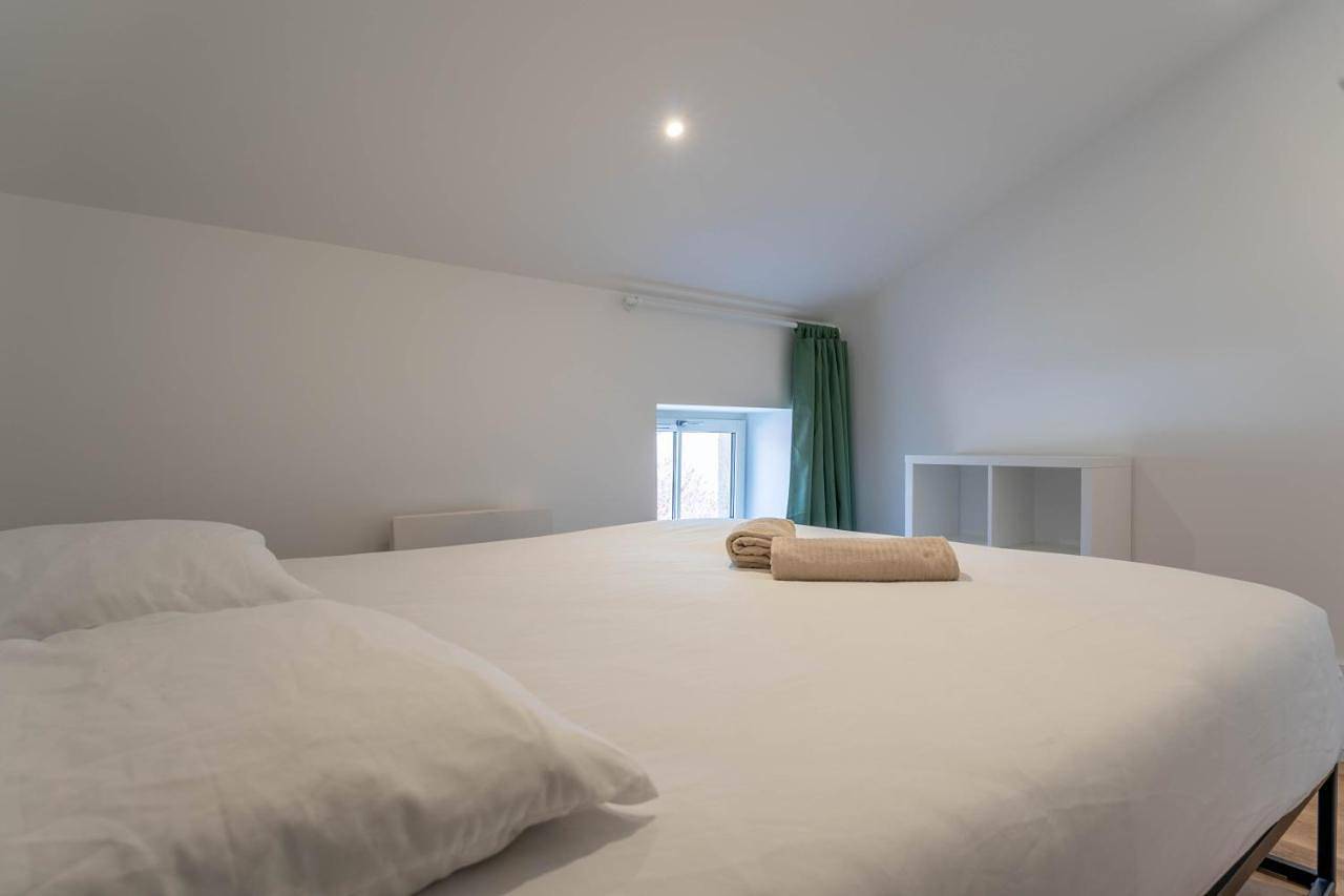 Appartement entier, One-Bedroom Apartment in Pélussin, Parc Naturel Régional du Pilat