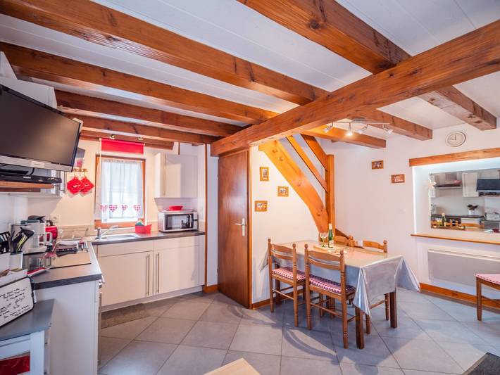 Gîte Pinot Noir - Kaysersberg Vignoble, Vue Montagne, Terrasse Privée et Parking in Kaysersberg, Parc naturel régional des Ballons des Vosges