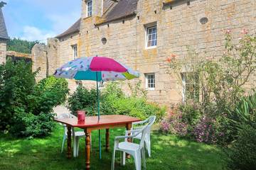 Gîte pour 4 personnes, avec jardin à Pont-l'Abbé