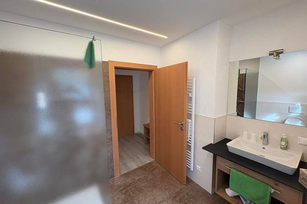 Doppelzimmer mit Frühstück ohne Balkon - Rad & Frühstückspension Taurer in Kreuzeckgruppe, Dellach im Drautal