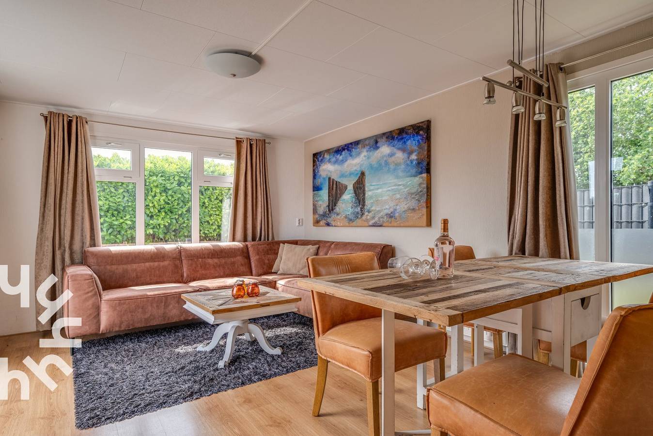 4 persons chalet with airco, quietly located in Renesse in Renesse, Costa de Zelanda
