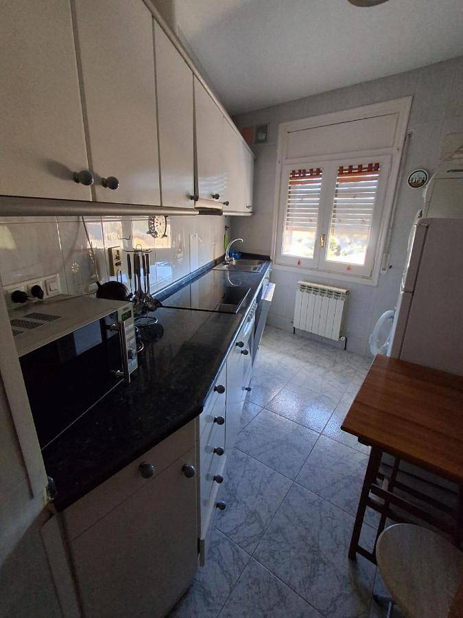 Apartamento de vacaciones para 6 personas, con vistas y balcón en Somontano de Barbastro - 2