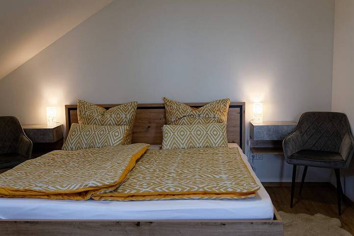 Appartamento intero, Moderne Ferienwohnung mit Atemberaubender Aussicht bei Heidelberg in Dossenheim, Kurpfalz