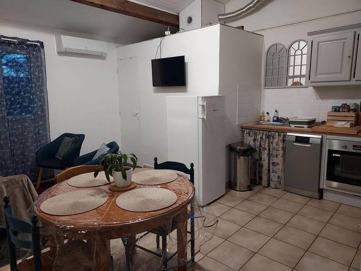 Gîte pour 2 personnes, avec jacuzzi et jardin à Rocbaron - 4