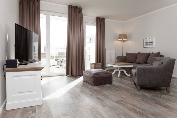 Ferienwohnung für 4 Personen, mit Sauna und Balkon in Süd-Rügen