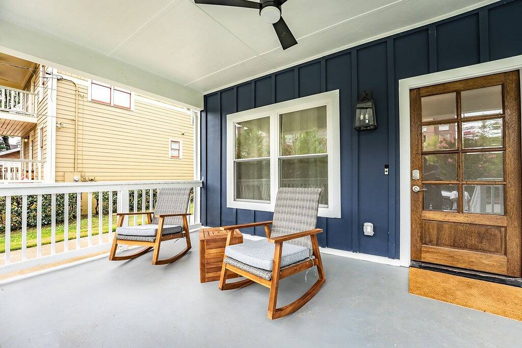 Modern Luxury Home Minutes from Atl Airport & Downtown in East Point, Fulton County