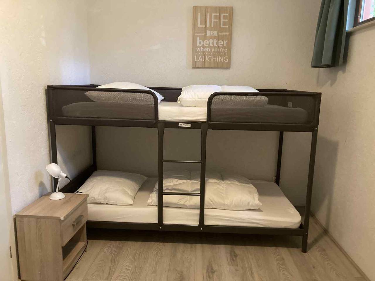 Gemütlicher Bungalow für 8 Personen in Waldnähe im Ferienpark Wighenerhorst in Wijchen, Betuwe