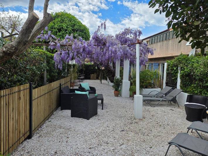 Hôtel pour 2 personnes, avec jardin dans Plage de San Peire - 3