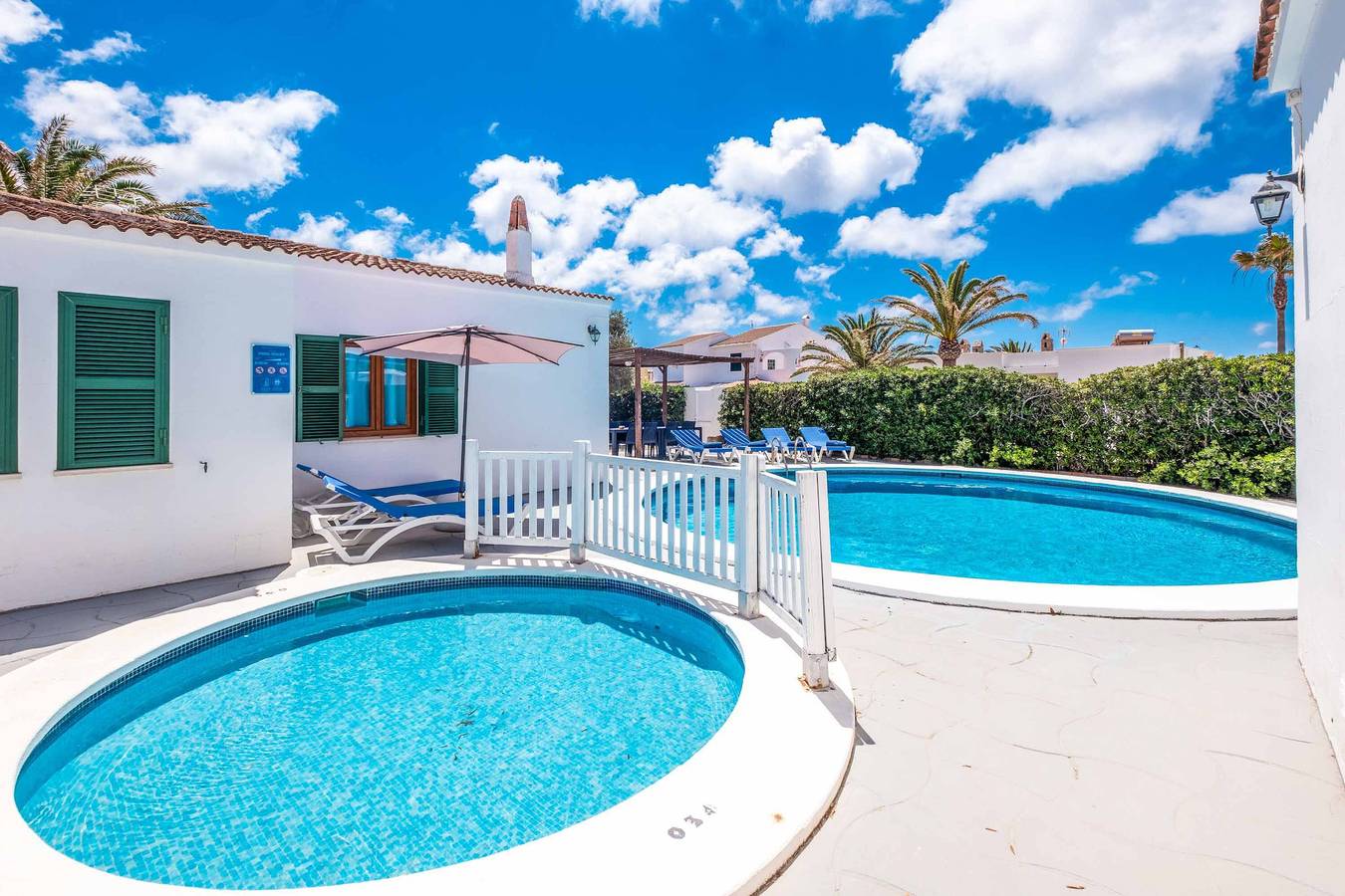 Villa pour 10 personnes avec terrasse in Cala Blanes, Ciutadella
