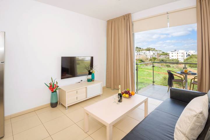 Ganze Wohnung, Ferienwohnung für 4 Personen mit Balkon/Terrasse in Protaras, Südzypern