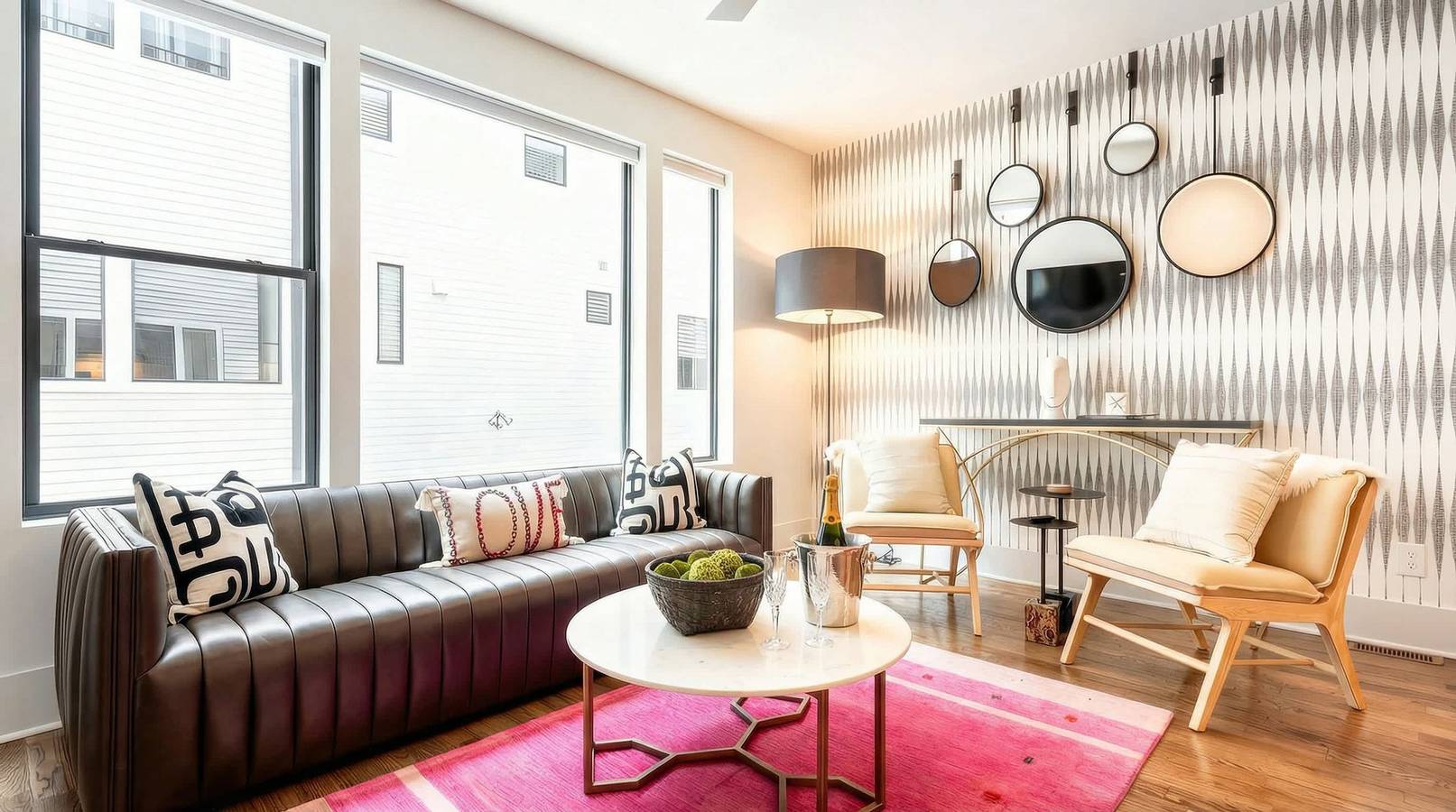 8 Minutes To Downtown Nashville Wifi And Workspace in Nashville, Tennessee