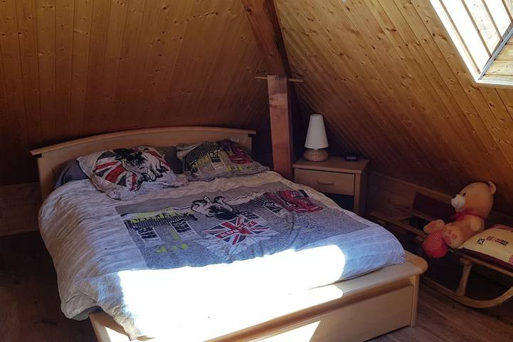 Gîte pour 21 personnes, avec jardin, animaux acceptés à Saint-Pierre-d'Entremont - 2