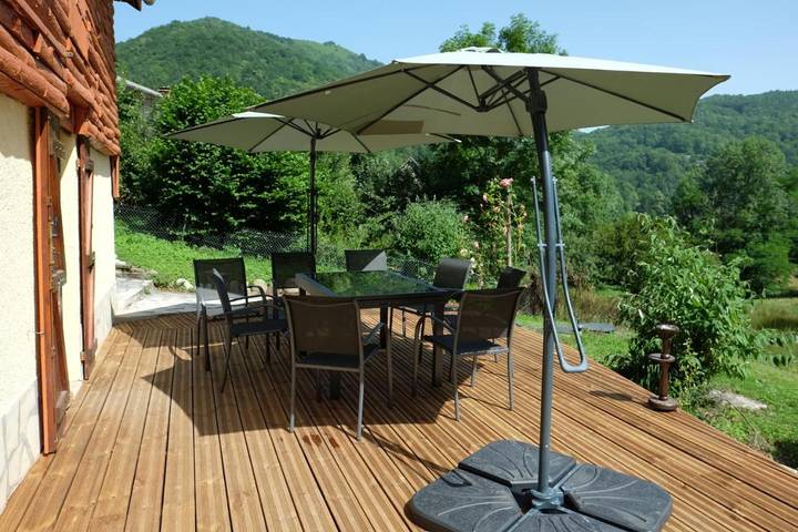 Location de vacances pour 7 personnes, avec jardin et vue, animaux acceptés à Soulan