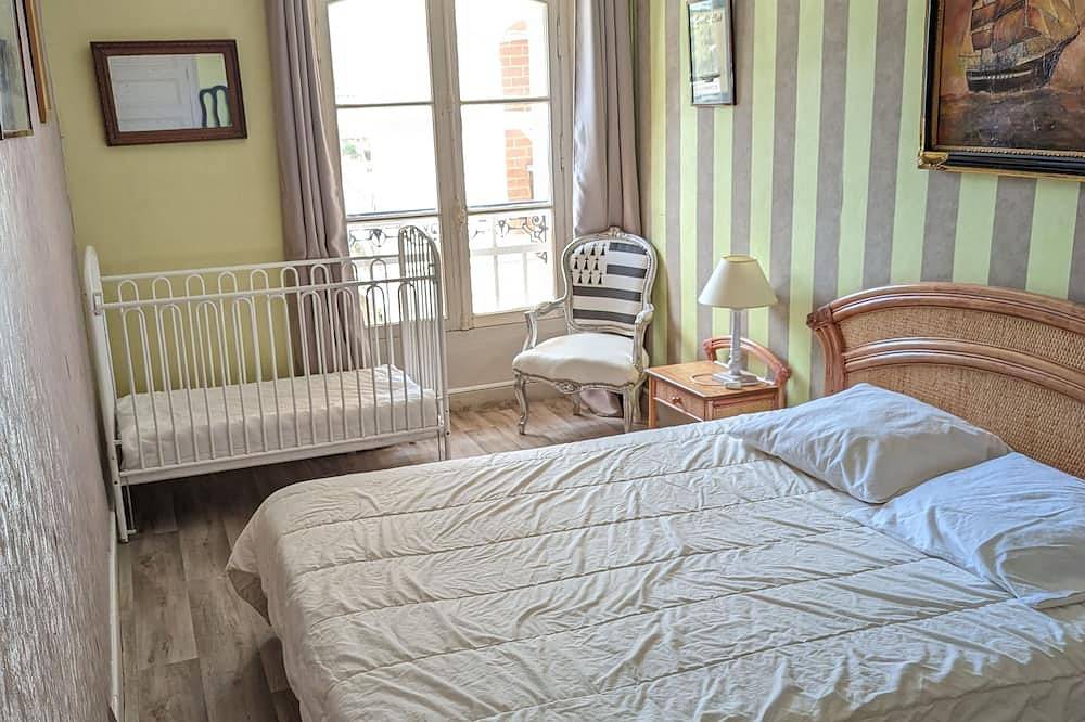 Appartement entier, Saint-Lunaire - Grand Hôtel - 4 pers - accès plage pied in Saint-Lunaire, Région de Saint-Malo