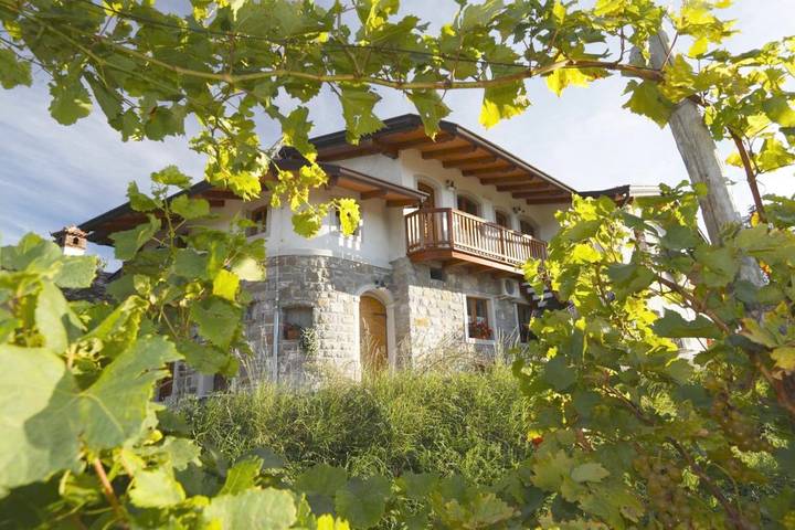 Ferienhaus für 2 Personen, mit Garten und Ausblick