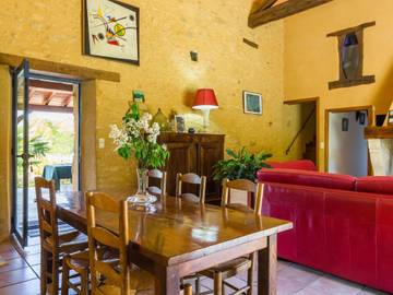 Maison De Vacances pour 6 Personnes dans Salles-de-Belvès, Périgord Noir, Photo 2