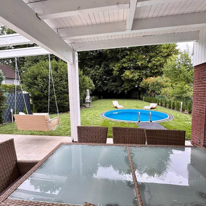 Ferienwohnung für 6 Personen, mit Balkon und Terrasse sowie Garten und Pool in Gütersloh - 4
