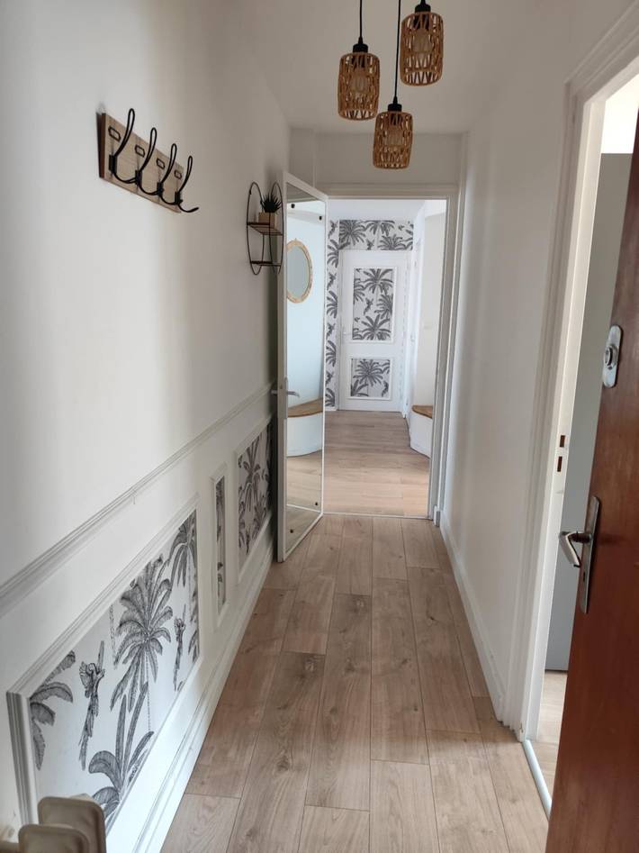 Hel lejlighed, L'Eskale 3 Bedrooms 6 Guests in Valence, Valence Området