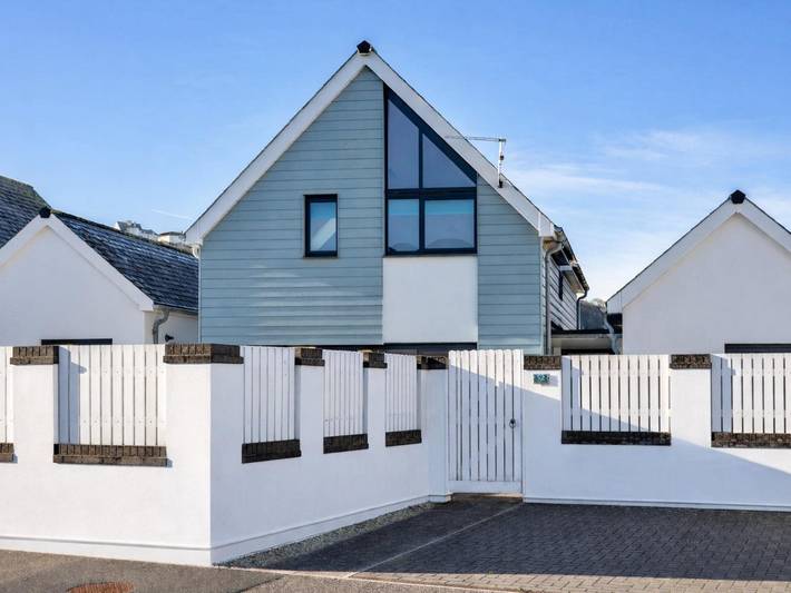 Holiday home for 6 people, with Balcony and Garden in Westward Ho