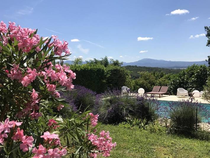 Gîte pour 6 personnes, avec vue et jardin à Savasse - 3