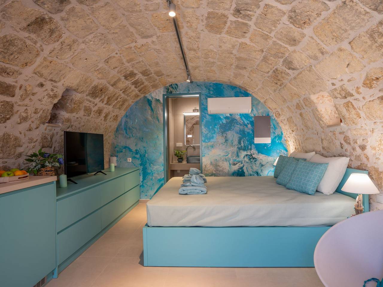 Kritiki Spilia - Home and Spa in Atsipopoulo, Nikiforos Fokas