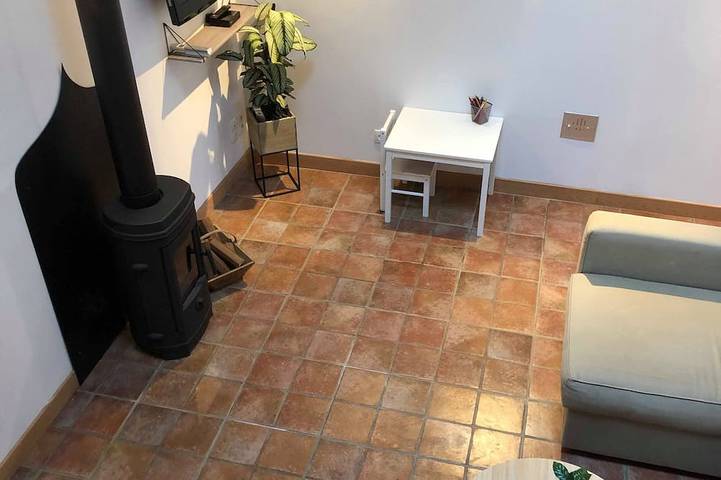 Location de vacances pour 10 personnes, avec jardin à Gémozac - 4