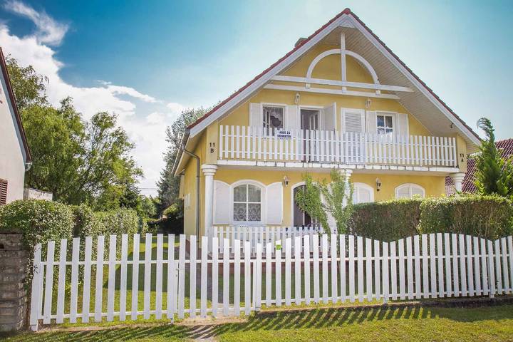 Ferienhaus für 5 Personen, mit Garten in Balatonmariafürdö