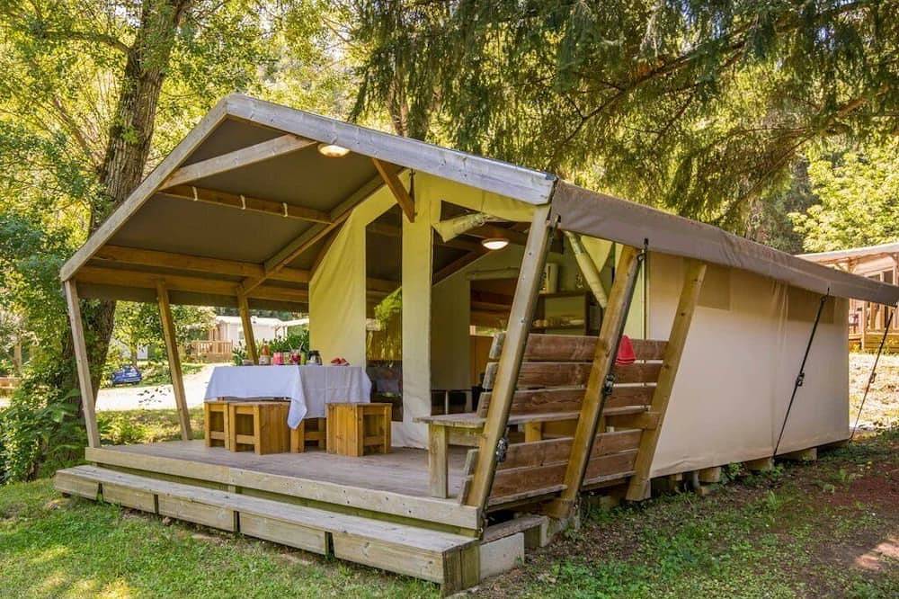 Zecamping 3 étoiles familial piscine chauffée pet friendly tente 30m2 in Florac-Trois-Rivières, Cévennes