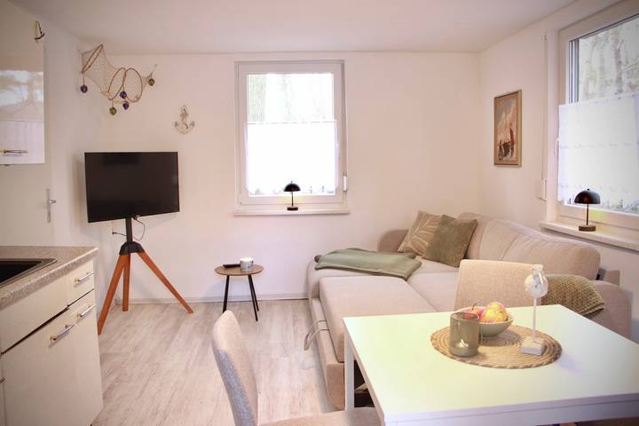 Casa vacanze 'Eichenwald' con gazebo privato in giardino e Wi-Fi in Bakenberg, Dranske
