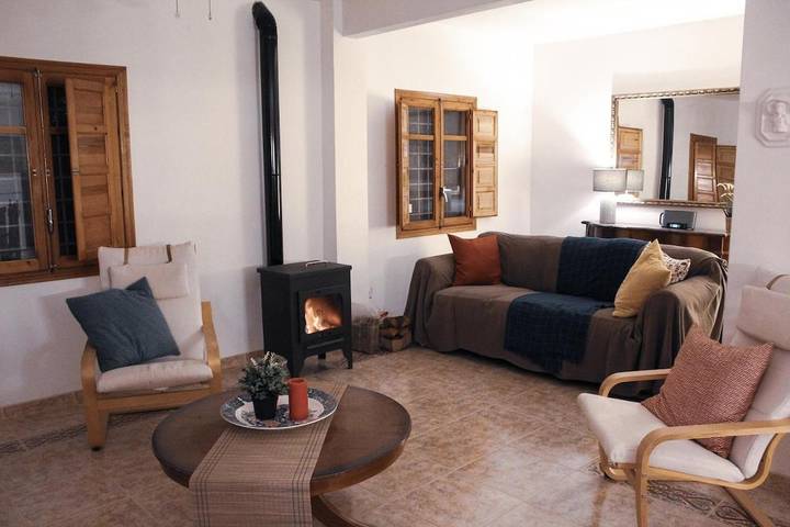 Casa rural para 8 personas, con piscina y jardín en La Ampolla - 2