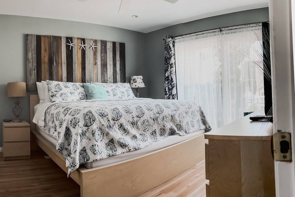 Ganze Wohnung, Island Vibes + Modern Comfort at Lido Beach! in Lido Key, Sarasota