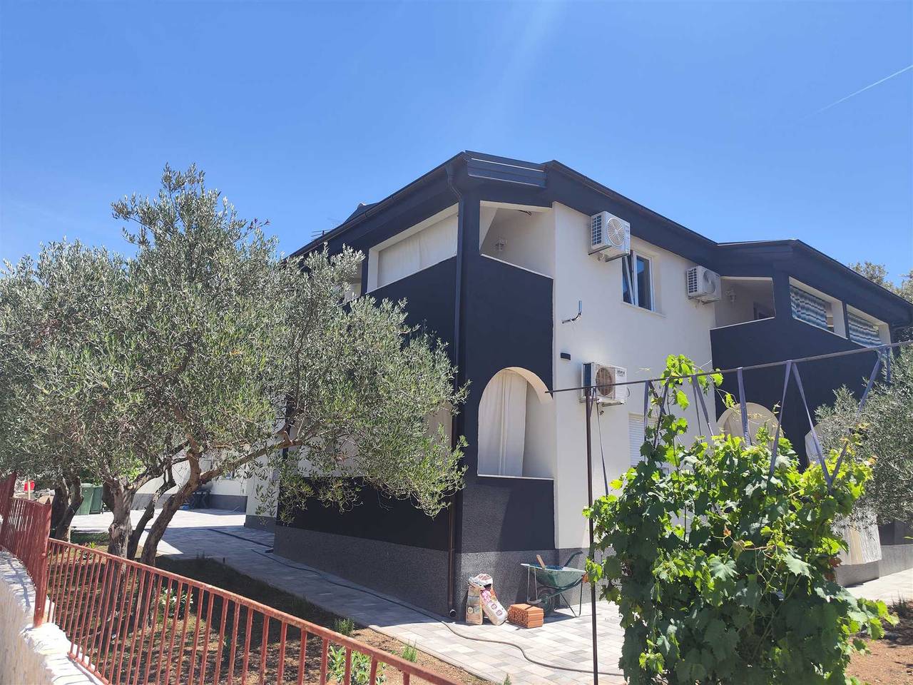 Ganze Wohnung, Neues Strandapartment Era 1 in Sibenik, Šibenik-Knin
