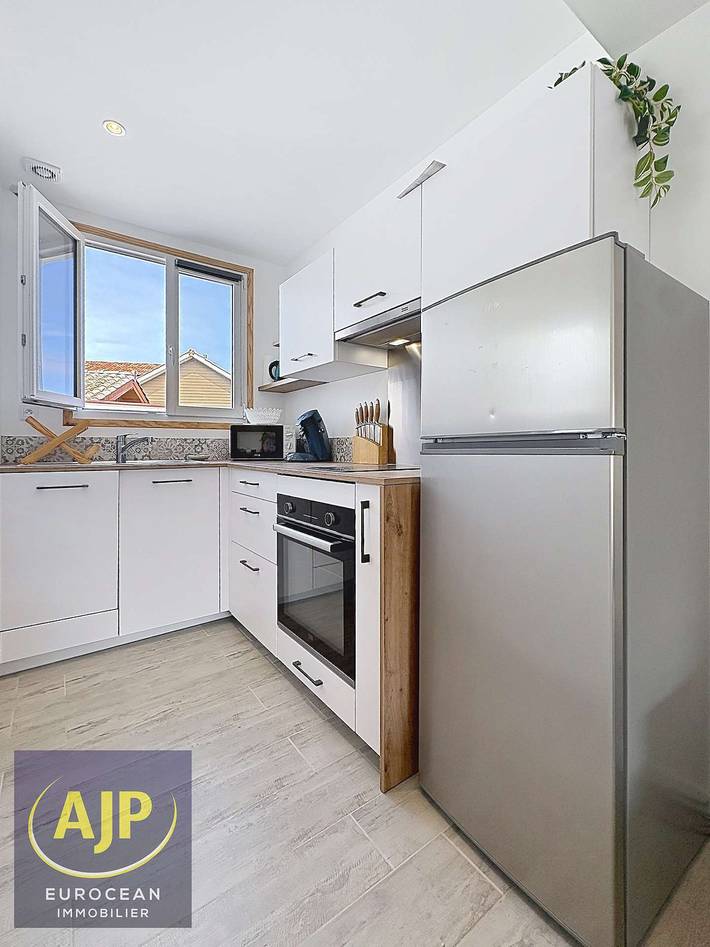 Entire holiday apartment, Mezzanine studio 4 pers. – Very popular South district – Lacanau Ocean in Lacanau Ocean, Lacanau
