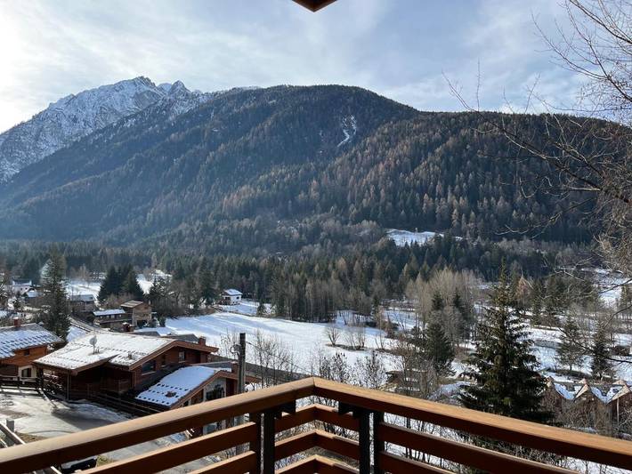 Gîte pour 6 personnes, avec terrasse et vue à Temù - 4