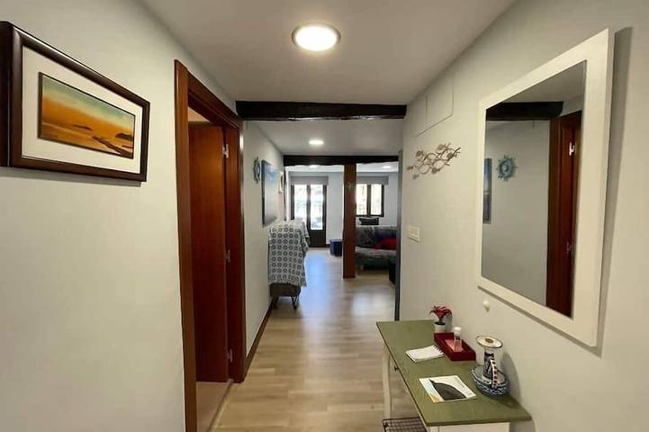 Apartamento entero, Taraska I- Apto renovado en centro neurálgico. in Bermeo, Reserva de la Biosfera de Urdaibai