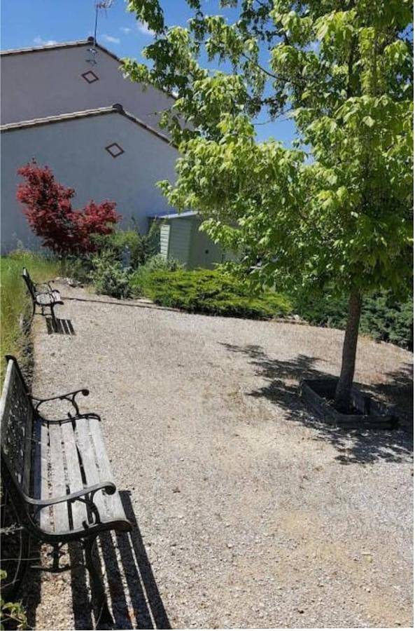 Gîte pour 2 personnes, avec piscine et jardin à Cahuzac-sur-Vère - 4