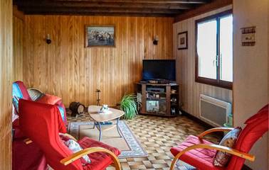 Chalet pour 7 Personnes dans Les Alliés, Jura Francais, Photo 2